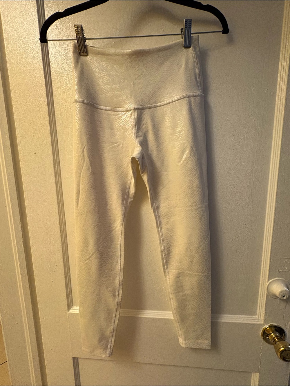 Beyond Yoga Viper First Class Leggings in White Viper - Picture 3 of 5